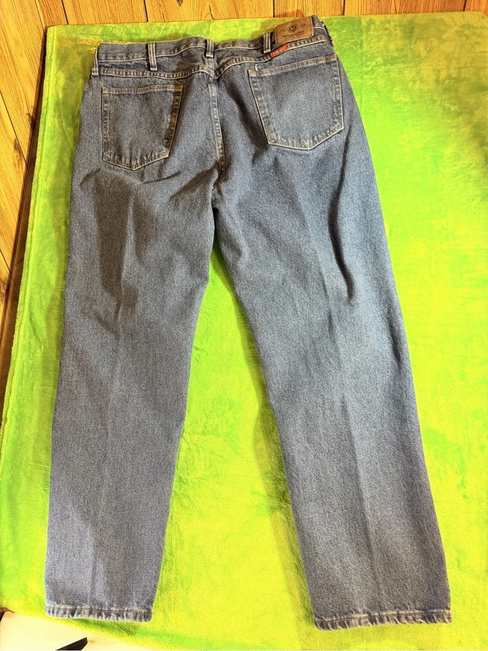 Wrangler Straight-Leg Men's Denim Jeans - Light Blue